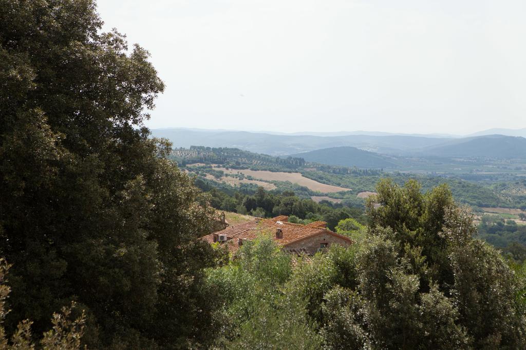 סוברטו Agriturismo Boschi Di Montecalvi מראה חיצוני תמונה